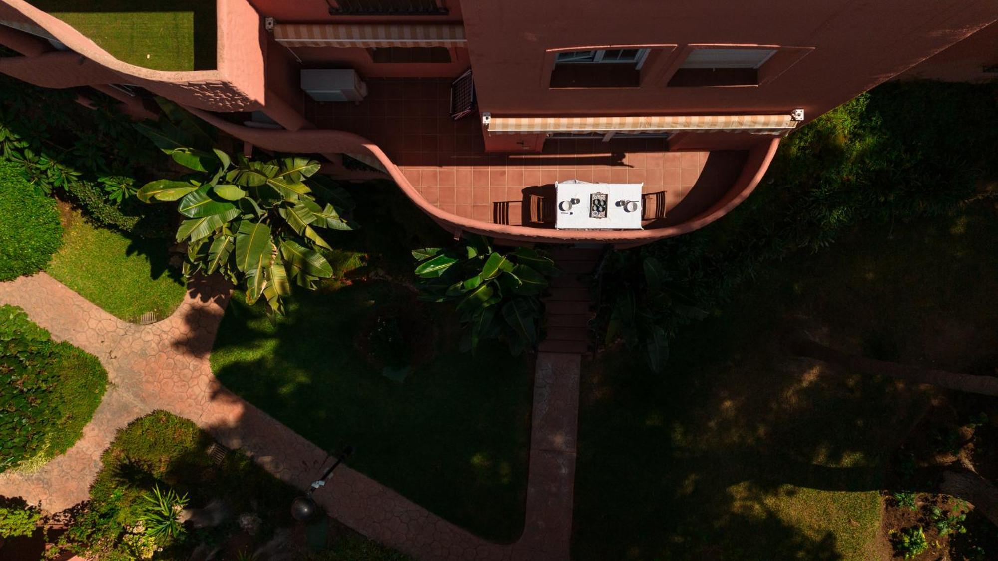 Apartemen 2 Bedroom Front Line Flat In Costabella, Marbella,