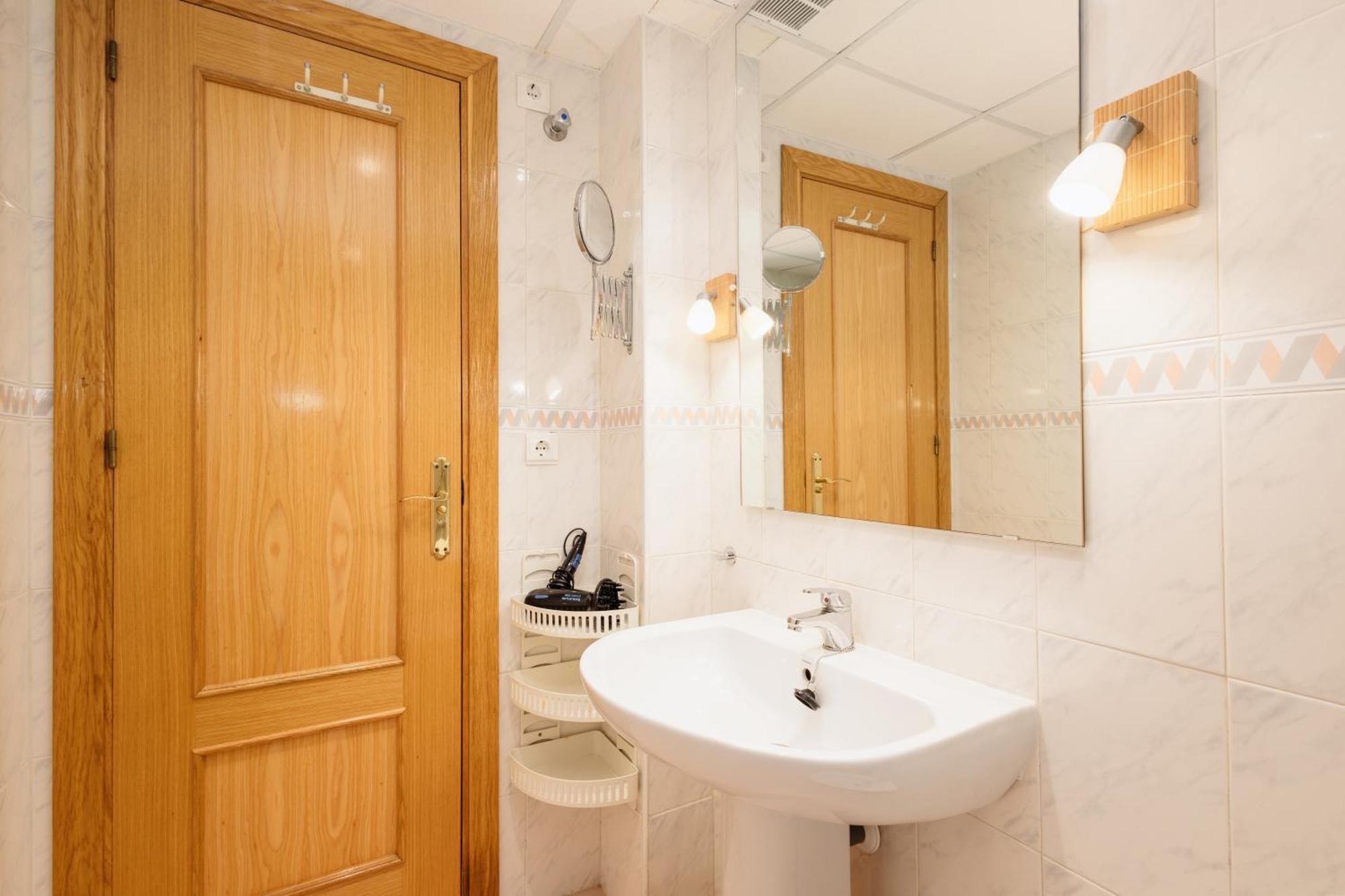2 Bedroom Front Line Flat In Costabella, Marbella,