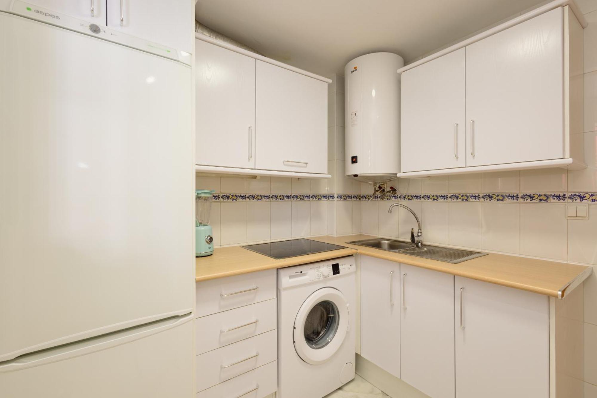 2 Bedroom Front Line Flat In Costabella, Marbella, Apartemen *