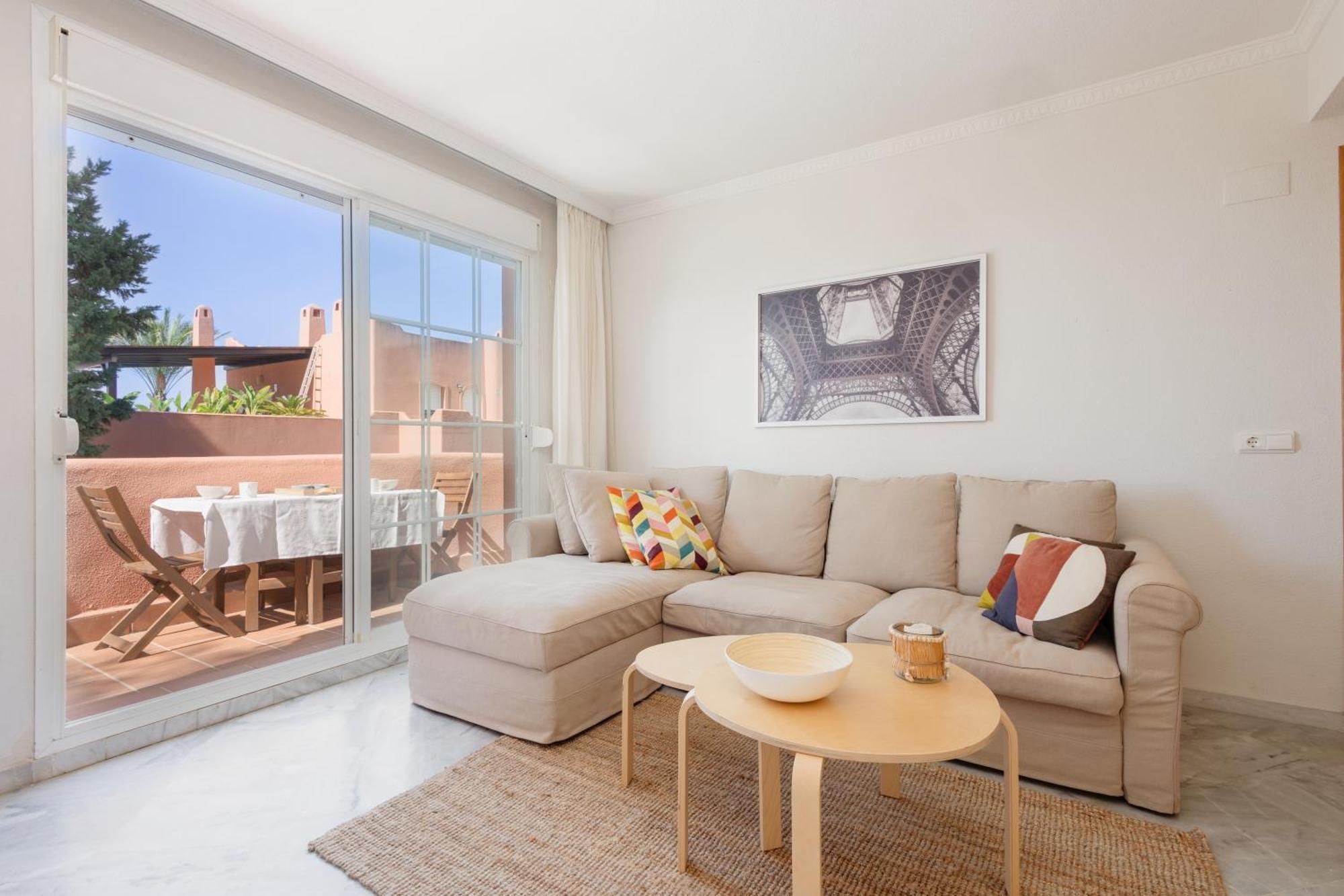 2 Bedroom Front Line Flat In Costabella, Marbella, Apartemen *