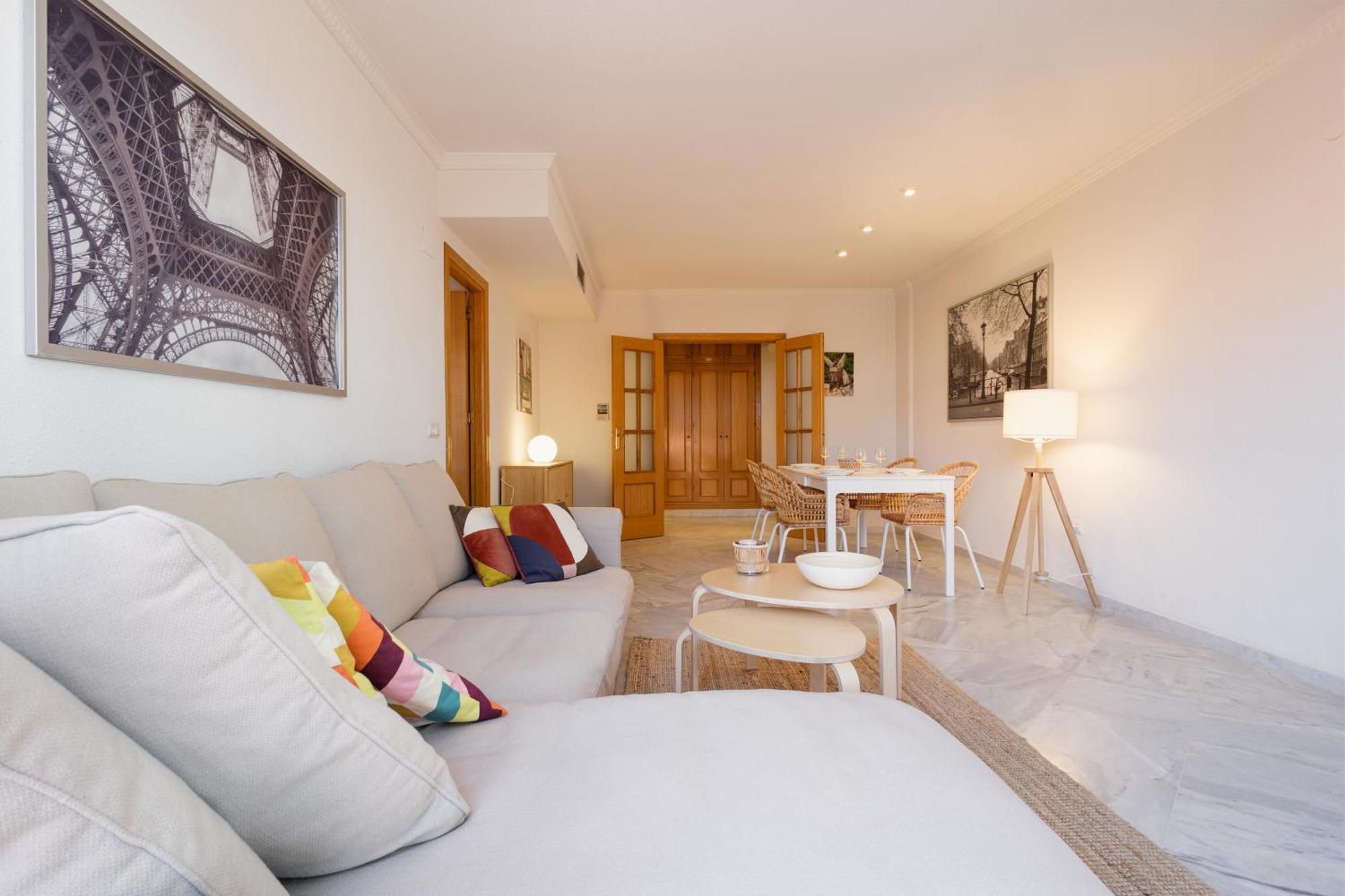 Apartemen 2 Bedroom Front Line Flat In Costabella, Marbella, *