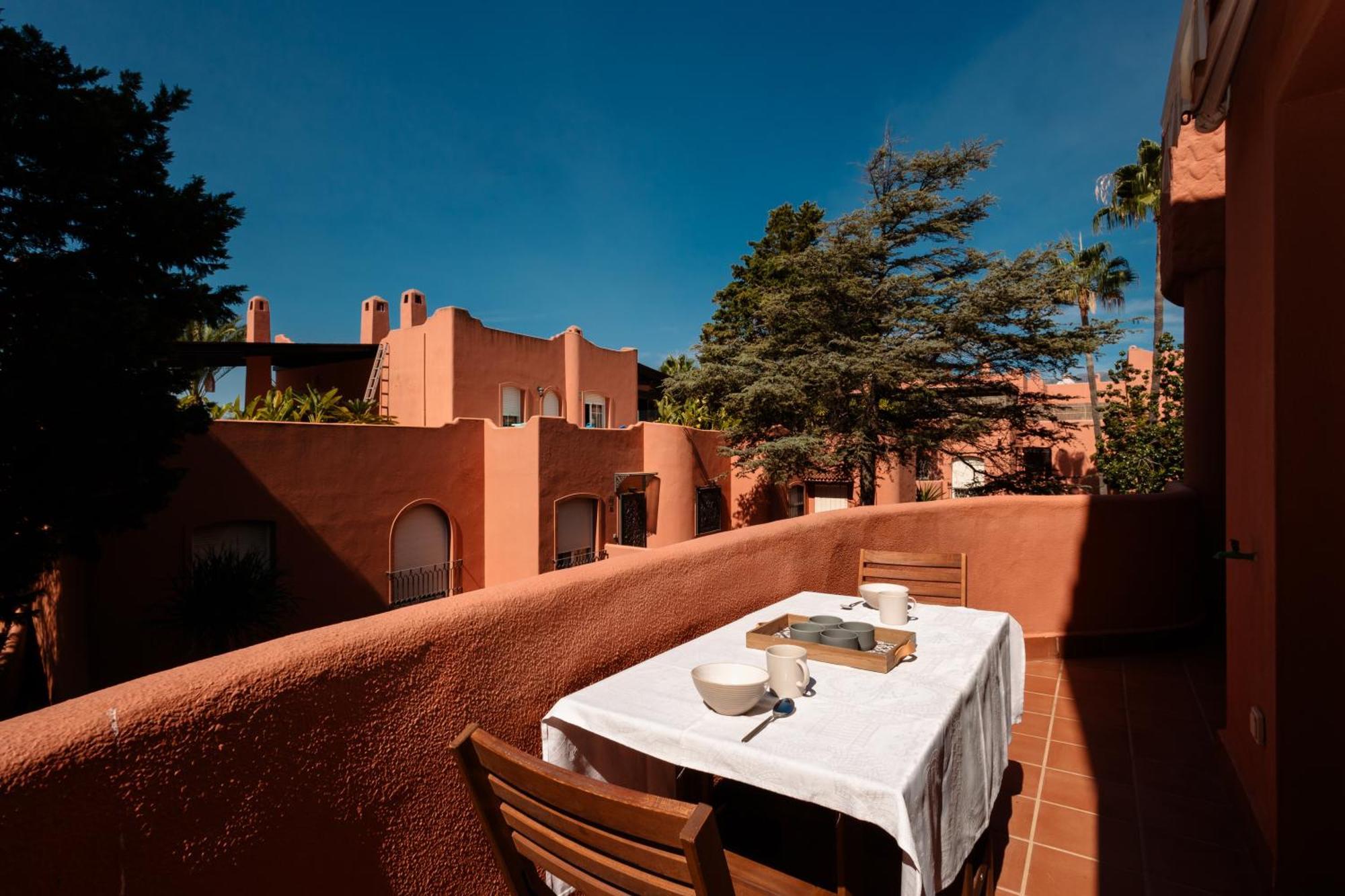 2 Bedroom Front Line Flat In Costabella, Marbella, Apartemen Marbella